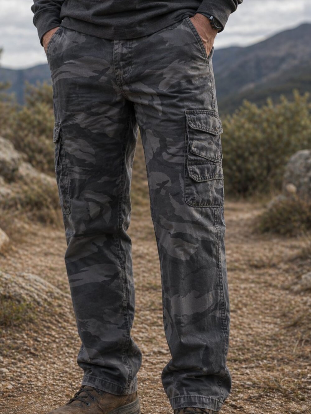 Wrangler Pants Men's 36 X 30 Camo Cargo Regular Taper Utility Military 9 Pockets